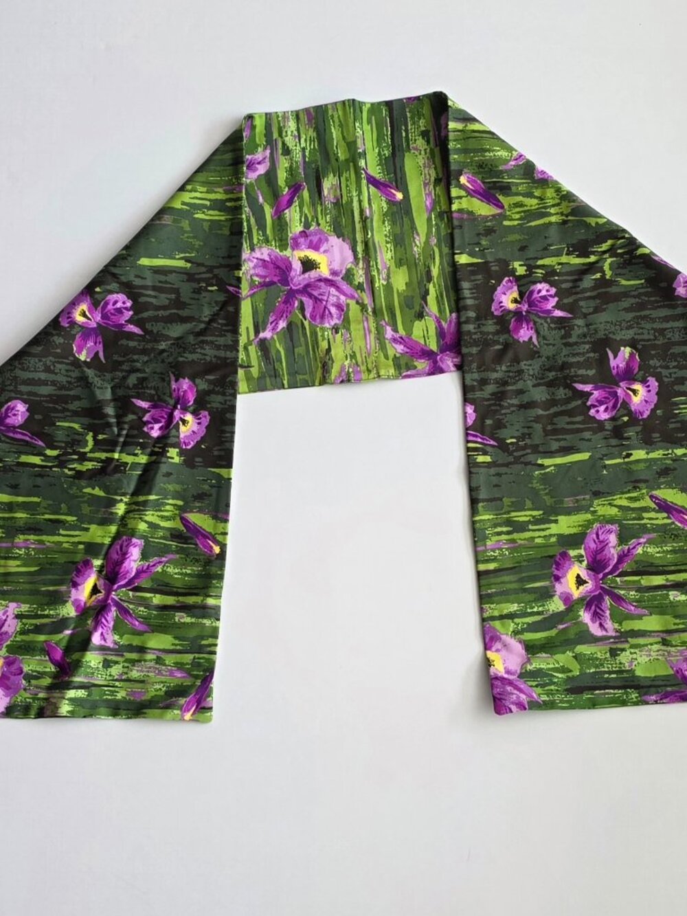 Eden Dress in Purple Orchid Print with Shawl XL NWT Rare! - Picture 4 of 5